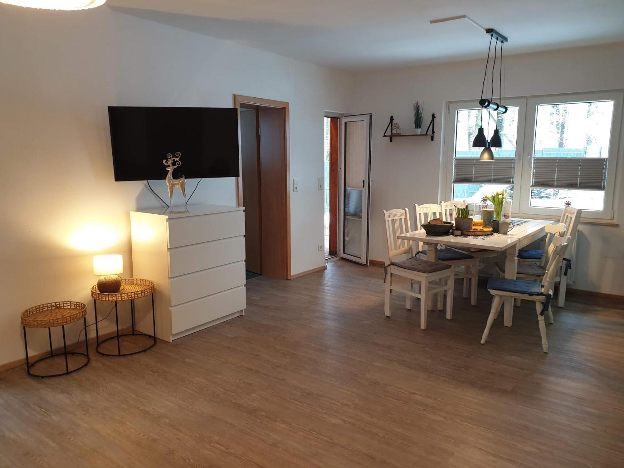 Fewo Winter In Der Villa Waldrand Mit Zwei Balkonen Bad Wunnenberg Bagian luar foto