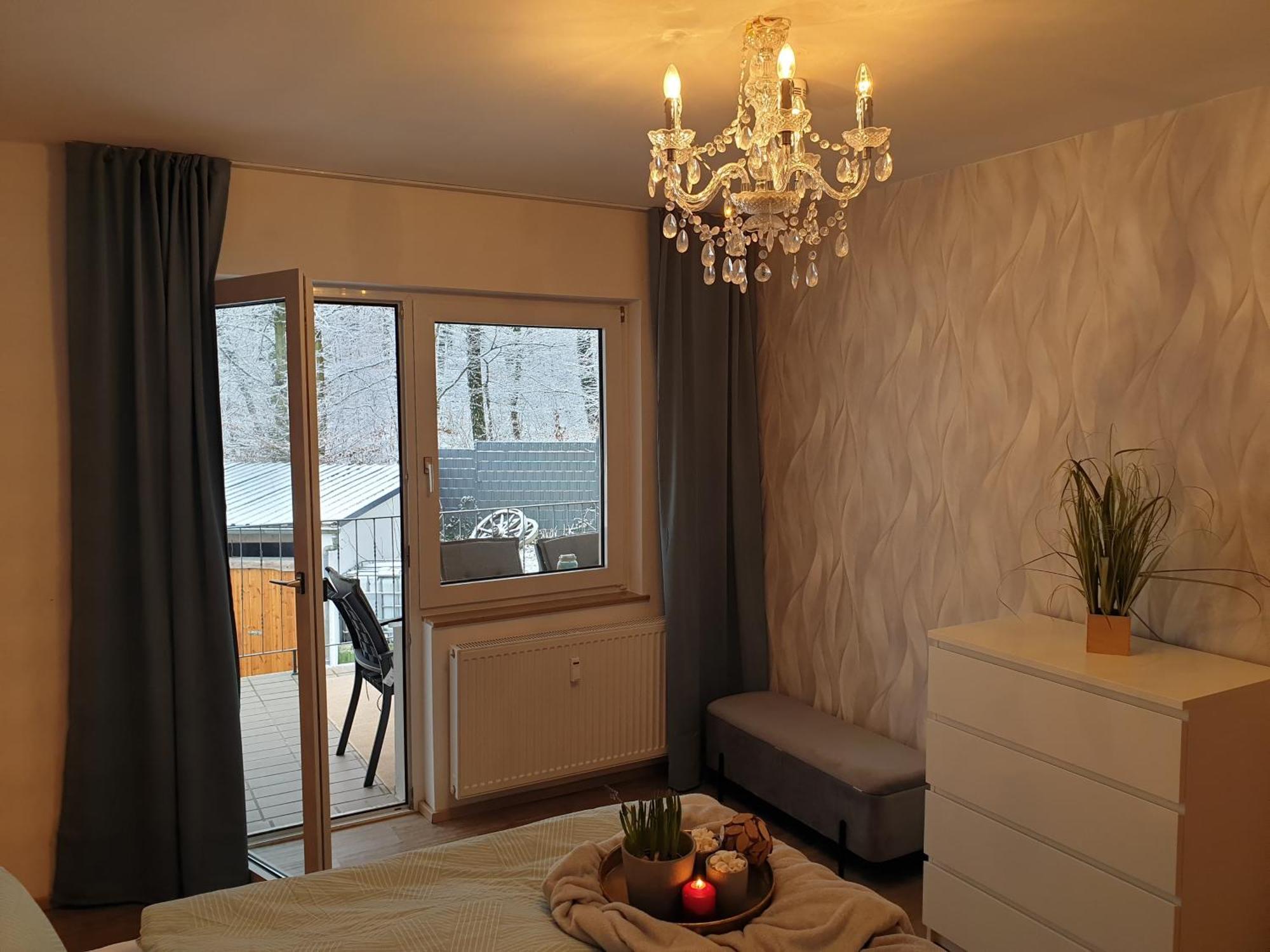 Fewo Winter In Der Villa Waldrand Mit Zwei Balkonen Bad Wunnenberg Bagian luar foto